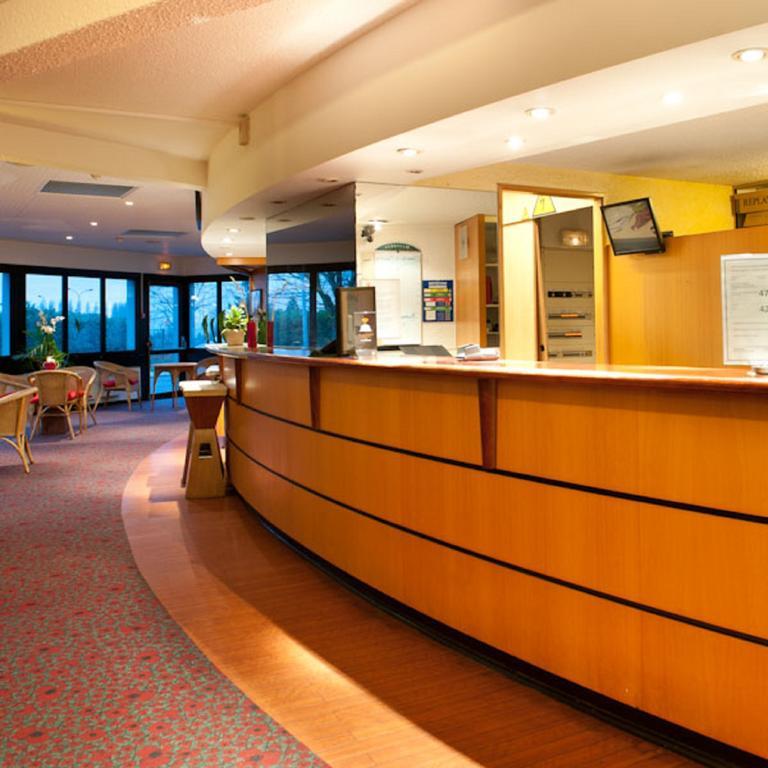 Egg Hotel Gonesse Εξωτερικό φωτογραφία