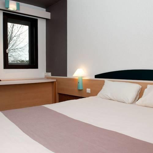 Egg Hotel Gonesse Εξωτερικό φωτογραφία