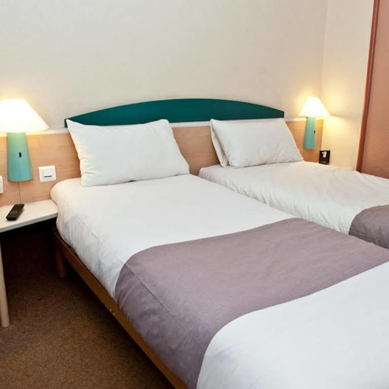 Egg Hotel Gonesse Εξωτερικό φωτογραφία