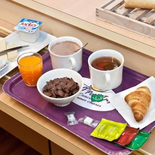 Egg Hotel Gonesse Εξωτερικό φωτογραφία